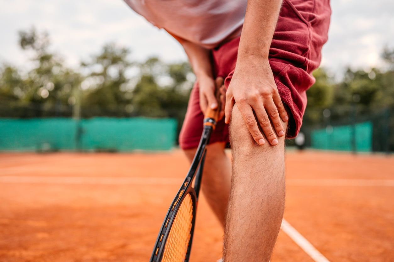 Infortuni più comuni nel tennis e come prevenirli